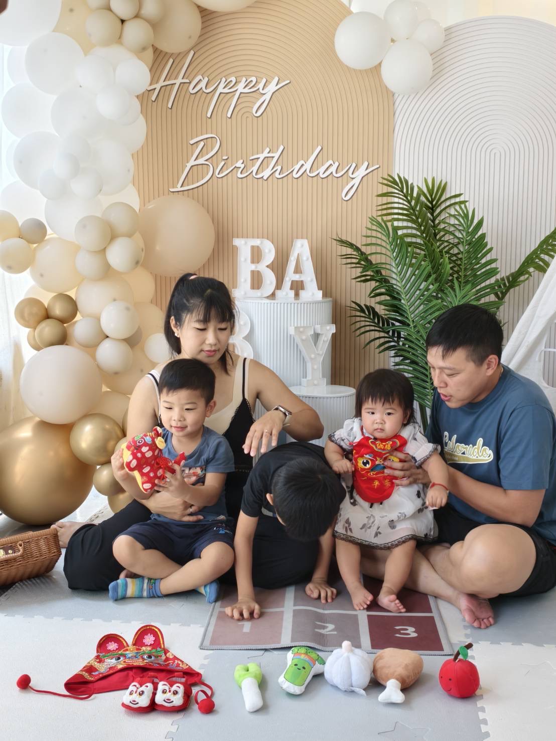 慶生會全家福合影